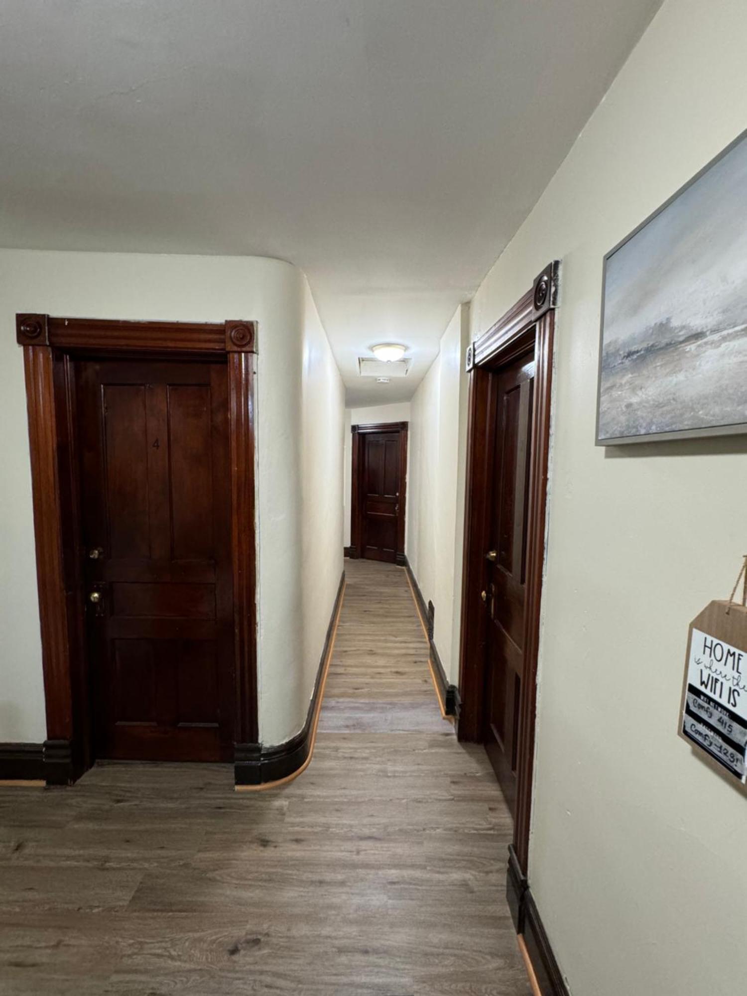 Comfy Getaway, 5 Bed, Sleeps 9, Walk To Falls! Ниагарски водопад Екстериор снимка